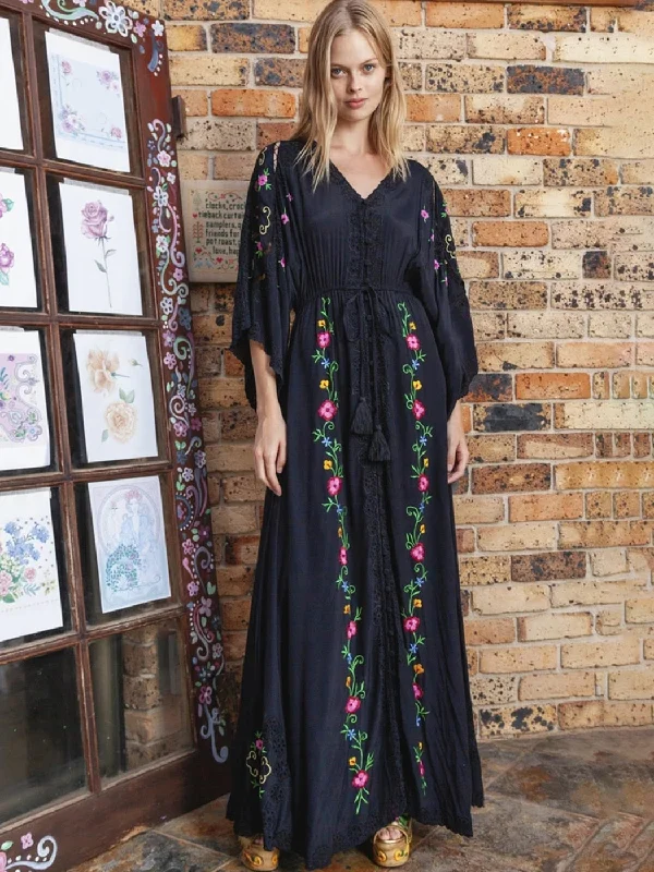 Maxi dresses with off - the - shoulder styles for a romantic and breezy lookBerriesJam - Night Witch Vintage Batwing Maxi Dress Maxi dresses with off - the - shoulder styles for a romantic and breezy lookBerriesJam - Night Witch Vintage Batwing Maxi Dress