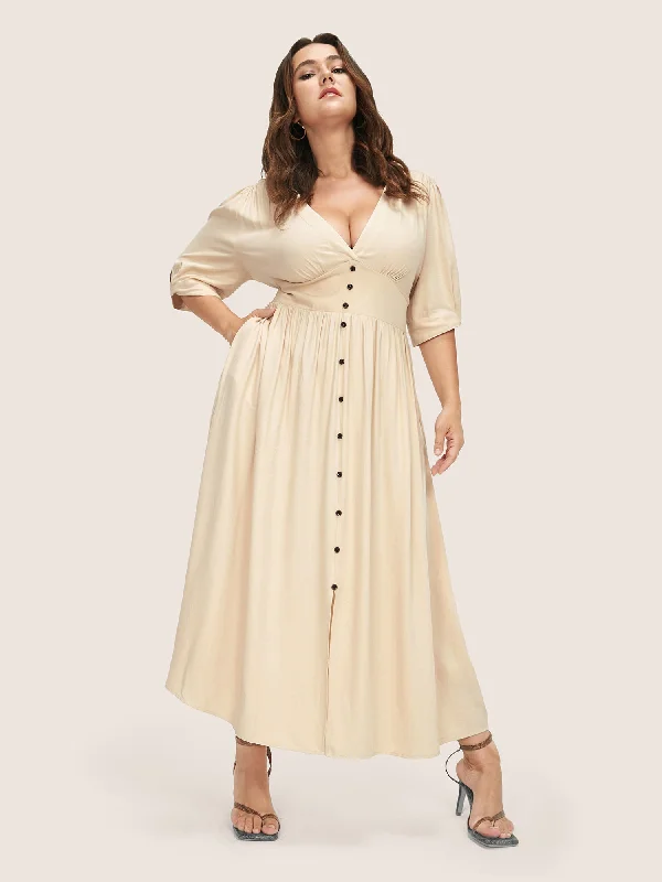 Maxi dresses with an asymmetric hem for a fashion - forward and eye - catching designPlunging Neck Button Detail Pocket Maxi Dress Maxi dresses with an asymmetric hem for a fashion - forward and eye - catching designPlunging Neck Button Detail Pocket Maxi Dress