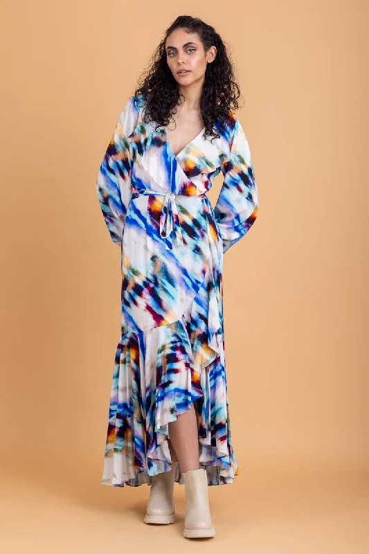 Maxi dresses with an empire waist for a flattering fit on all body typesSara Maxi Dress