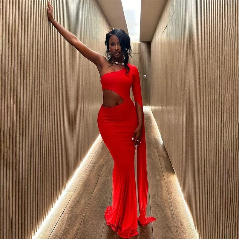 Maxi dresses with side slits for a touch of allureTrendy Incline Shoulder Hollow Maxi Dress for Christmas Party Maxi dresses with side slits for a touch of allureTrendy Incline Shoulder Hollow Maxi Dress for Christmas Party