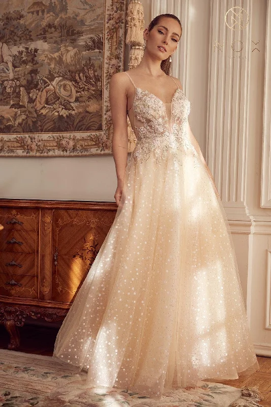 Long - sleeved wedding guest dresses in velvet for a winter weddingA-line  Long Prom Dress