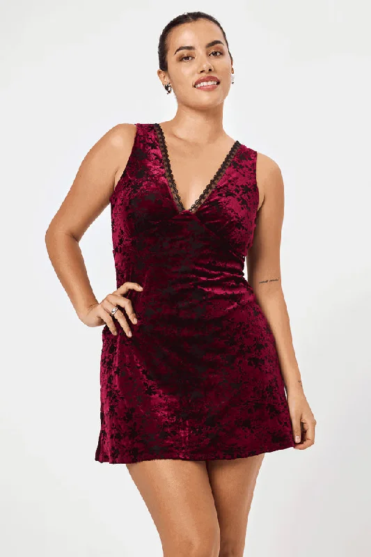 Strapless mini dresses for a beach vacationBurgundy Lace Trim Velvet Dress