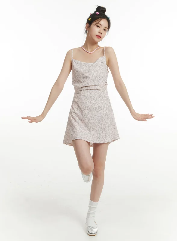 Mini dresses with high - low hems for a modern twistFloral Sleeveless Mini Dress OF427