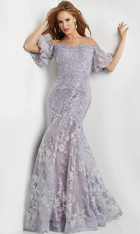Long - sleeved wedding guest dresses in velvet for a winter weddingJovani 24003 - Off Shoulder Lace Evening Dress Long - sleeved wedding guest dresses in velvet for a winter weddingJovani 24003 - Off Shoulder Lace Evening Dress