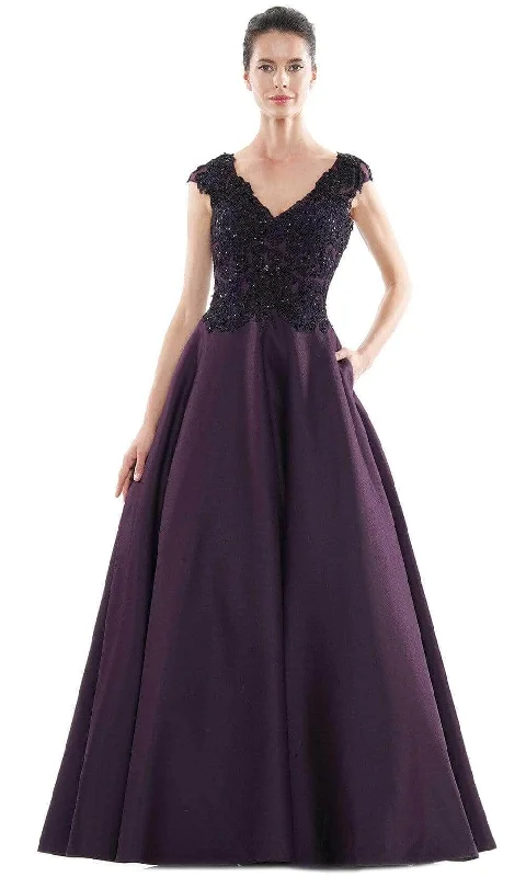 Midi wedding guest dresses in navy blue for a formal affairMarsoni by Colors - Lace Applique Ballgown MV1088 Midi wedding guest dresses in navy blue for a formal affairMarsoni by Colors - Lace Applique Ballgown MV1088