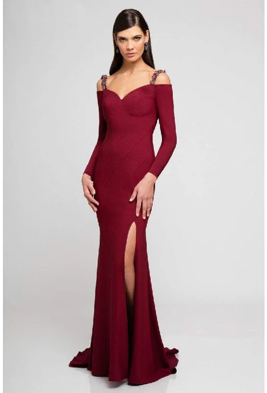 Bow - backed wedding guest dresses in silk for a luxurious feelTerani Couture - 1723E4502 Cold Shoulder Long Sleeve Sheath Gown Bow - backed wedding guest dresses in silk for a luxurious feelTerani Couture - 1723E4502 Cold Shoulder Long Sleeve Sheath Gown