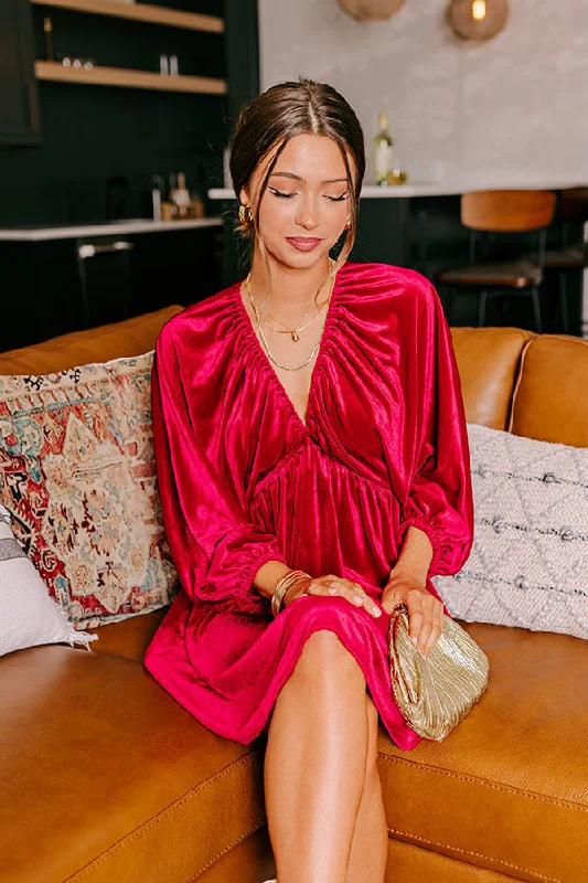 Mini dresses with keyhole necklinesUptown Elegance Velvet Mini Dress in Red