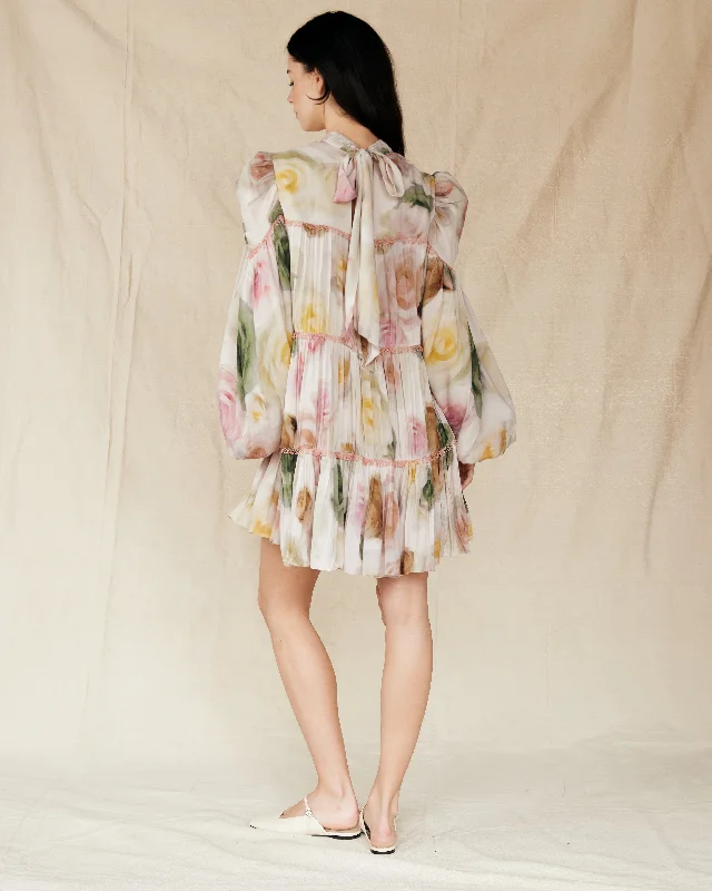 Mini dresses with mesh panels for a sexy and trendy lookZenya | Bloome