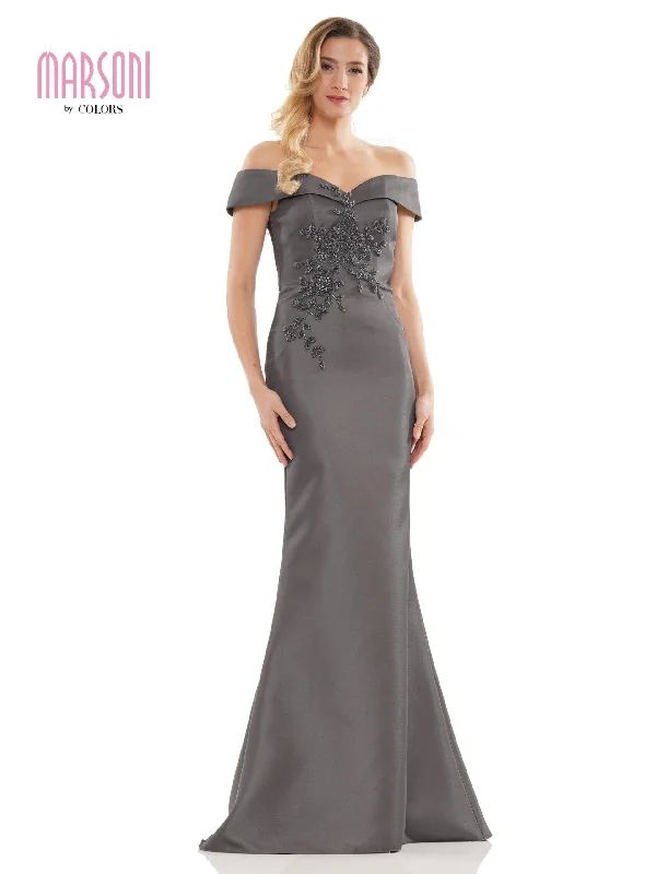 Maxi dresses with thin spaghetti straps for a delicate and feminine feel Maxi dresses with thin spaghetti straps for a delicate and feminine feel Marsoni MV1142 CHARCOAL 10 Sale