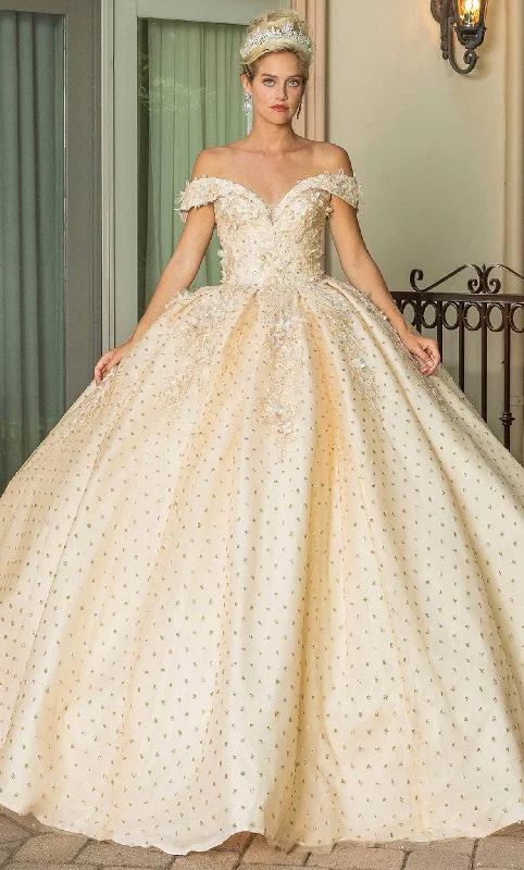 Formal dresses with halter necks and lace - up backs for a stylish promDancing Queen 1726 - Applique Off Shoulder Quinceanera Ballgown Formal dresses with halter necks and lace - up backs for a stylish promDancing Queen 1726 - Applique Off Shoulder Quinceanera Ballgown