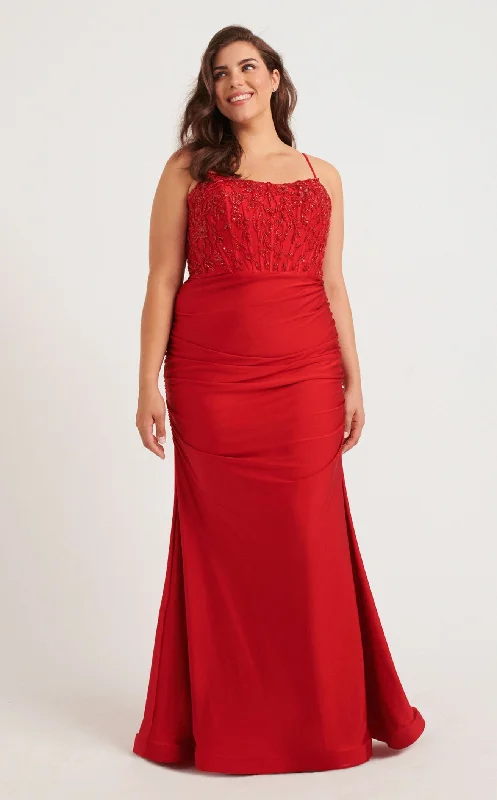 Prom dresses with side - slit pockets and solid - color fabrics for a practical and stylish formal lookFaviana 9569 Dress