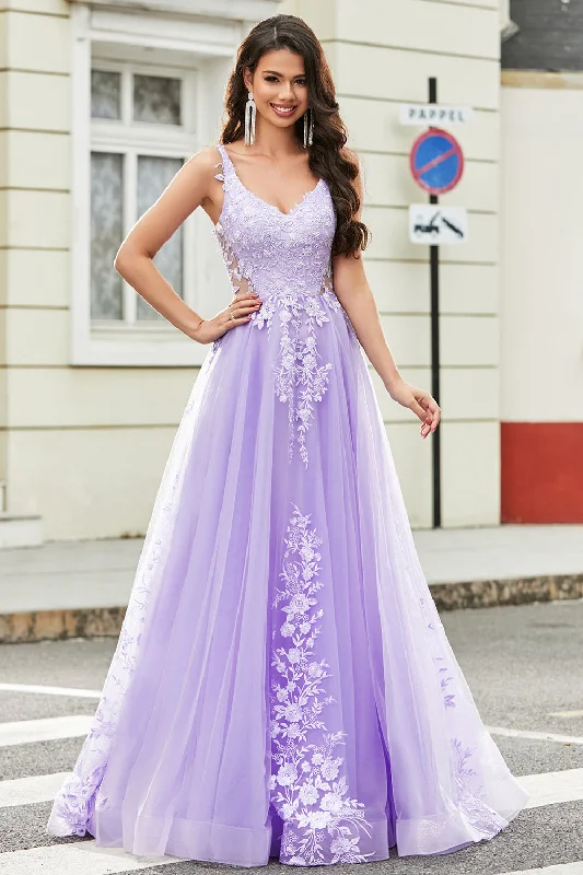 Ruffled cocktail dresses with a knee - length hem for a feminine appealGorgeous A Line Spaghetti Straps Lilac Tulle Long Prom Dress with Appliques