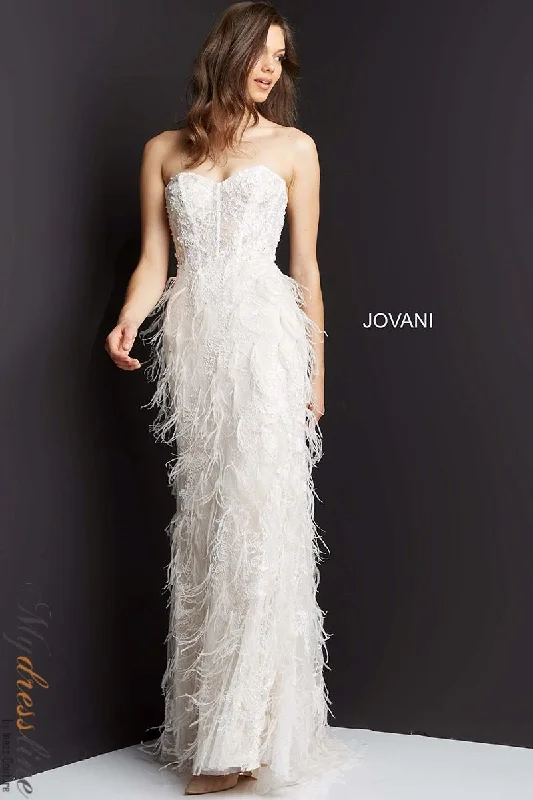 Formal dresses with abstract print panels and rhinestone embellishments for a unique formal eventJovani 07914 Formal dresses with abstract print panels and rhinestone embellishments for a unique formal eventJovani 07914
