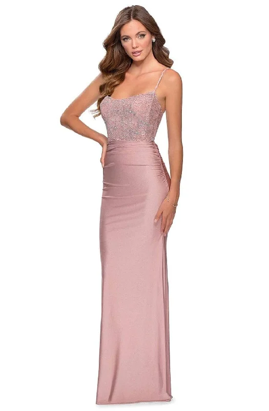 Prom dresses with side - slit skirts and beaded fringes for a glamorous appearanceLa Femme - 28558 Scoop Neck Lace Sheath Simple Prom Dress
