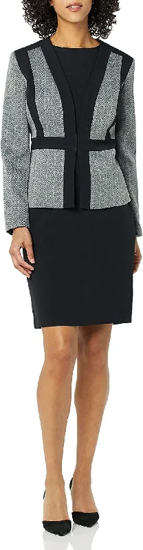 Mini cocktail dresses with a denim fabric for a casual - chic lookLe Suit Short Sleeveless Jacket Cocktail Dress