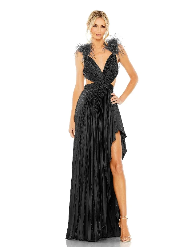 Maxi dresses with embroidered floral motifs for a unique design Maxi dresses with embroidered floral motifs for a unique design Mac Duggal 11687 Long Formal Pleated Feather Prom Dress