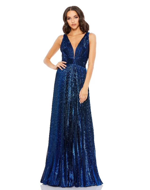 Polyester maxi dresses for easy - care and durability Polyester maxi dresses for easy - care and durability Mac Duggal 50640 Long Pleated Formal Metallic Prom Dress