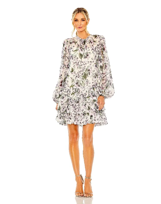 Cocktail dresses with a gathered skirt and a button - down frontMac Duggal 56007 Short Floral Homecoming Cocktail Dress