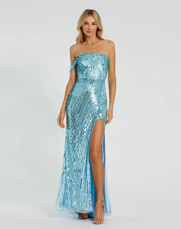 Metallic maxi dresses for a glamorous New Year's Eve party Metallic maxi dresses for a glamorous New Year's Eve party Mac Duggal 6072 Prom Sequin Formal Long Dress