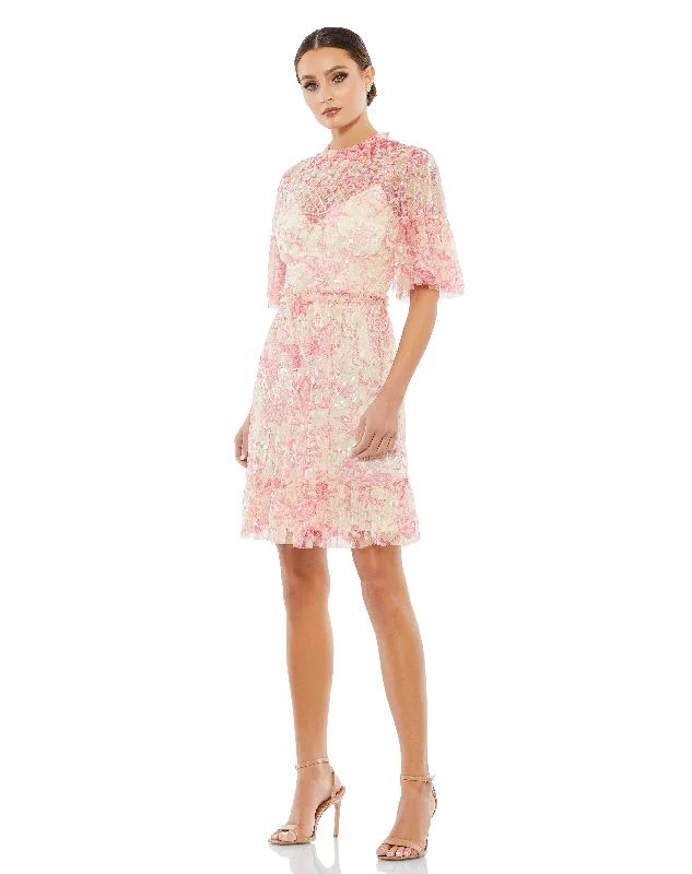 Cocktail dresses with a metallic - embroidered pattern and a midi - hemMac Duggal 9148 Floral Print Short Cocktail Dress