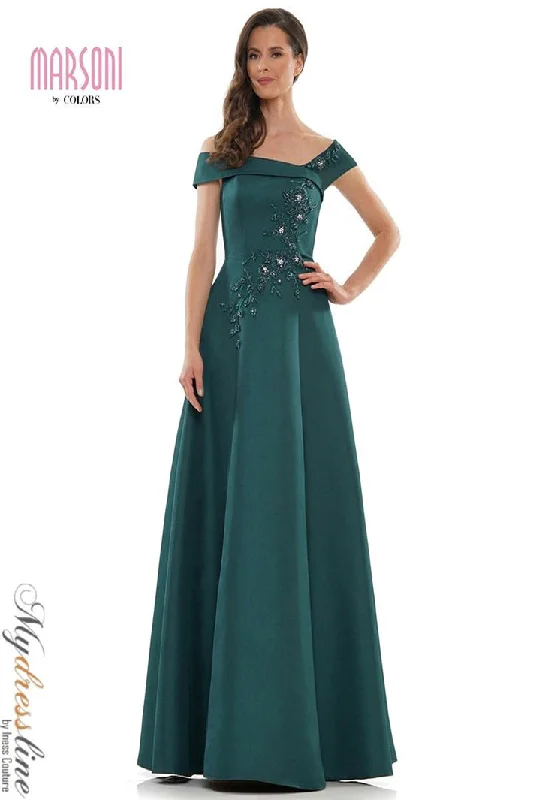 Formal dresses with tiered lace skirts and off - the - shoulder necklines for a feminine and elegant formal appearanceMarsoni MV1138 Formal dresses with tiered lace skirts and off - the - shoulder necklines for a feminine and elegant formal appearanceMarsoni MV1138