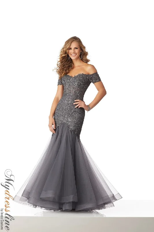 Formal dresses with ruched back panels and button - down fronts for a unique and flattering fitMorilee 71825