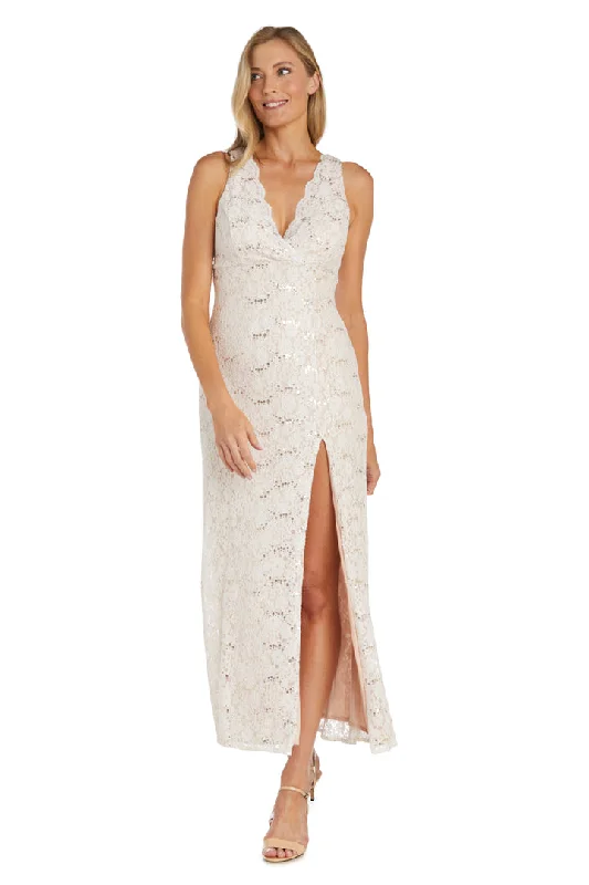Maxi dresses with a keyhole back for a sexy detail Maxi dresses with a keyhole back for a sexy detail Nightway 22123 Evening Formal Maxi Length Dress