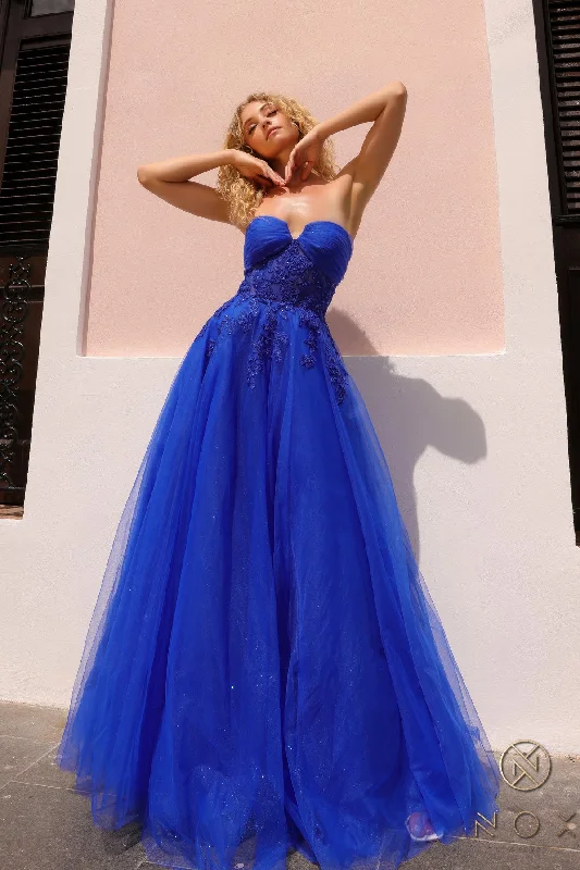 Maxi dresses with cold - shoulder cutouts for a trendy look Maxi dresses with cold - shoulder cutouts for a trendy look Nox Anabel T1326 Long Formal A Line Prom Dress