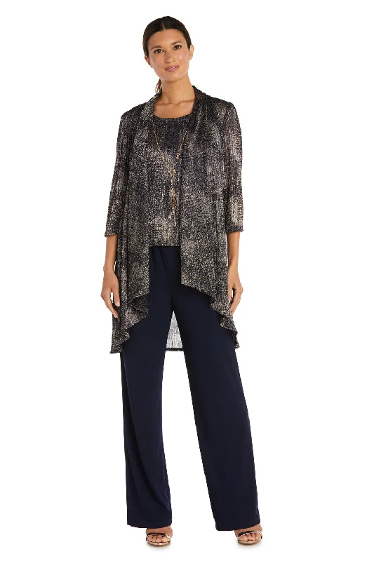 Maxi dresses with a halter neck for a stylish and sophisticated choice Maxi dresses with a halter neck for a stylish and sophisticated choice R&M Richards 7292 Formal Print Pant Suit Jacket Set