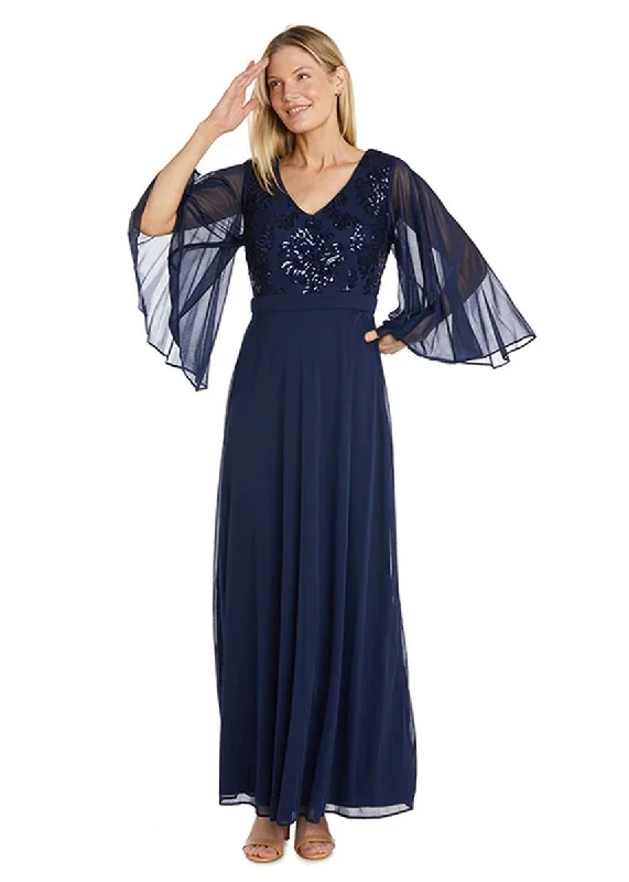 Metallic maxi dresses for a glamorous New Year's Eve party Metallic maxi dresses for a glamorous New Year's Eve party R&M Richards 99399 Long Formal Mother of the Bride Dress