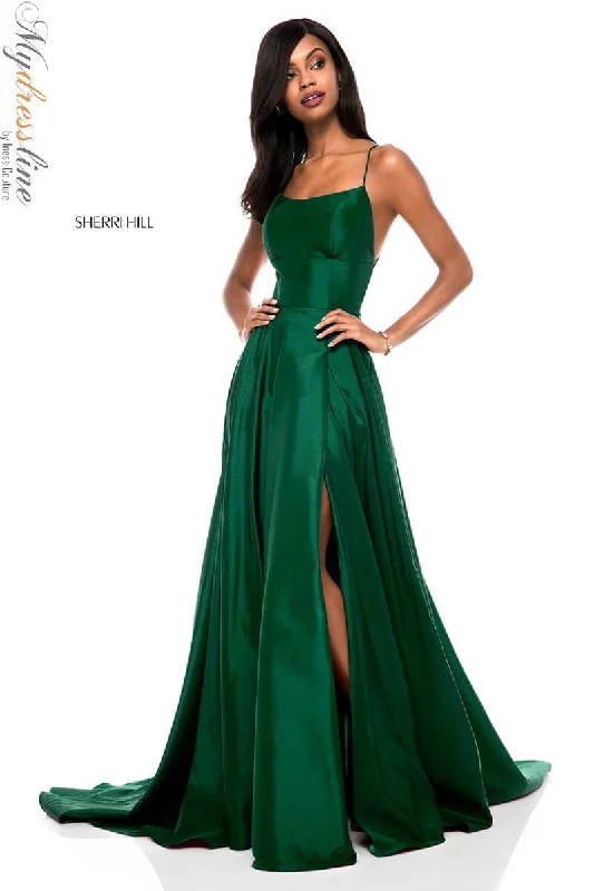 Strapless formal dresses with tulle skirts for a classic prom lookSherri Hill 52022