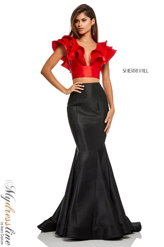 Formal dresses with abstract print panels and rhinestone embellishments for a unique formal eventSherri Hill 52747 Formal dresses with abstract print panels and rhinestone embellishments for a unique formal eventSherri Hill 52747