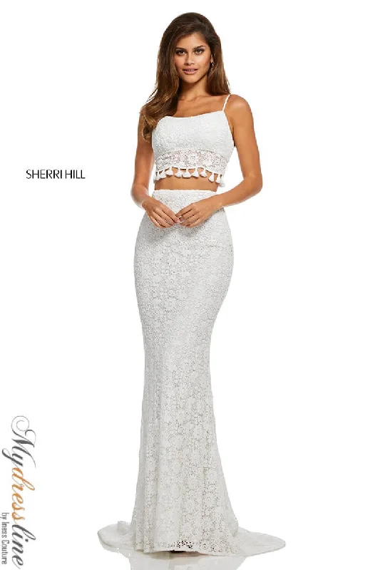 Prom dresses with side - slit skirts and beaded fringes for a glamorous appearanceSherri Hill 52810