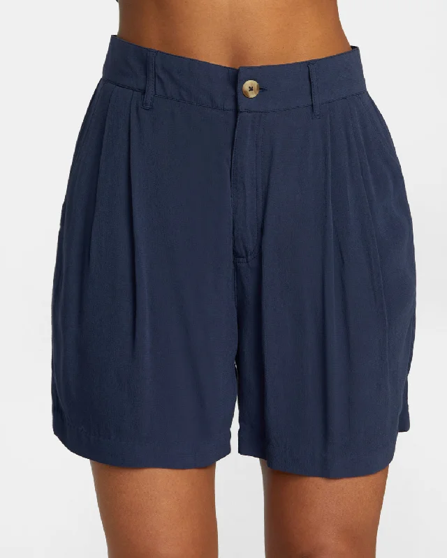 Bermuda Women Shorts for a Classic and Sophisticated LookDel Mar Shorts - Moody Blue Bermuda Women Shorts for a Classic and Sophisticated LookDel Mar Shorts - Moody Blue