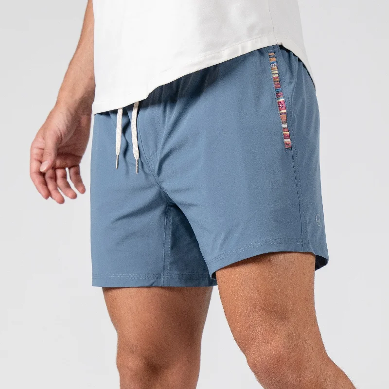 Twill Women Shorts with a Smooth Texture and DurabilityFlow 2.0 Short (Athletic) - Chalk 5.5" & 7" - Linerless