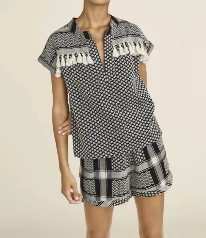 Embroidered Women Shorts with Intricate DesignsHelene Shorts In Black/stone