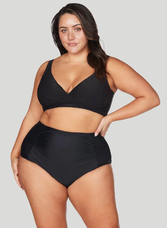 Floral - printed bikini for a feminine and colorful beach vibeArtesands: Hues Raphael High Waist Rouched Bikini Pant R Black Floral - printed bikini for a feminine and colorful beach vibeArtesands: Hues Raphael High Waist Rouched Bikini Pant R Black