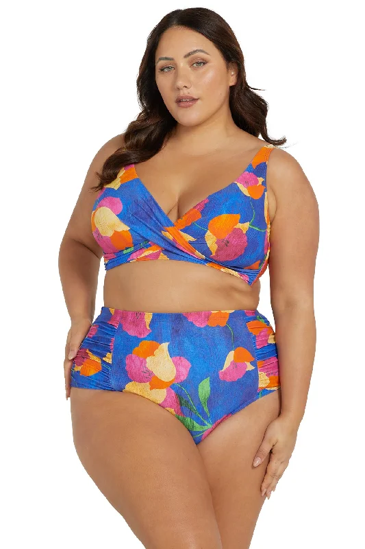 Long - line bikini top for added support and a fashionable lookAu Contraire Botticelli High Waist Swim Pant - Final Sale Long - line bikini top for added support and a fashionable lookAu Contraire Botticelli High Waist Swim Pant - Final Sale