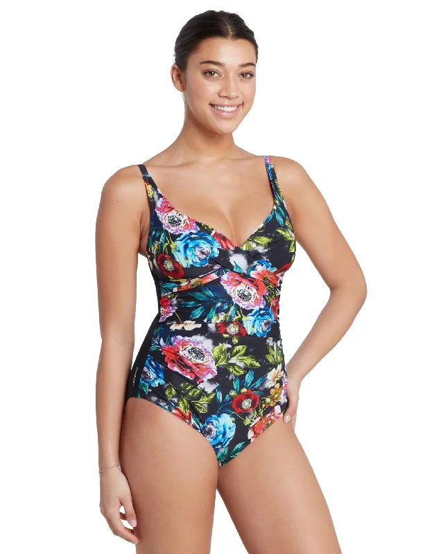 Plus size swimwear for pear-shaped figuresCassia Mystery Classicback Swimsuit - Black/Multi Plus size swimwear for pear-shaped figuresCassia Mystery Classicback Swimsuit - Black/Multi