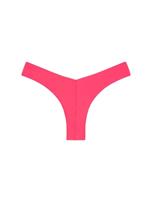 Convertible bikini that can be worn in multiple styles for versatilityChad Valentino