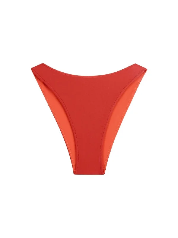 Long - line bikini top for added support and a fashionable lookElvis Chilli