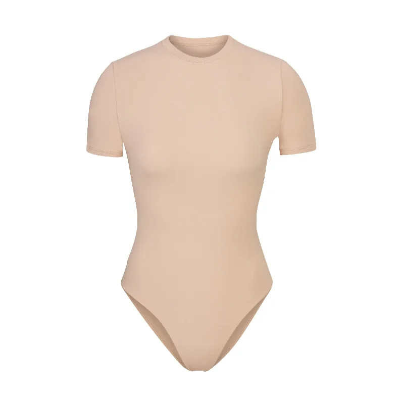 Printed Bodysuits with Floral Patterns for a Feminine VibeFITS EVERYBODY T-SHIRT BODYSUIT | MICA