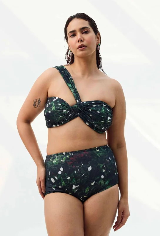 Swim sets with a reversible design for two looks in oneKiem Sandcastle Swim Set