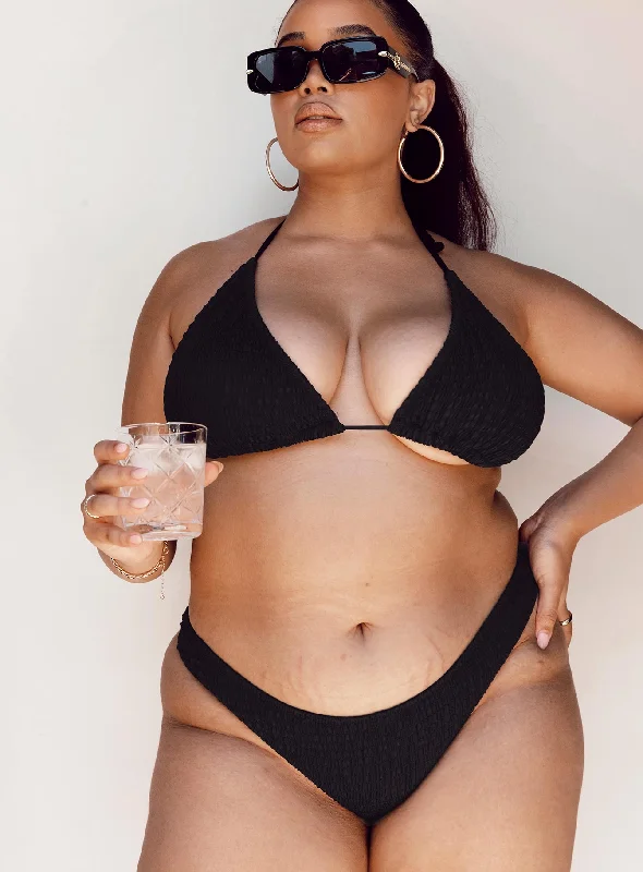 High - waisted bikini for a retro and tummy - flattering lookBlanca High Cut Shirred Bikini Bottoms Black Curve High - waisted bikini for a retro and tummy - flattering lookBlanca High Cut Shirred Bikini Bottoms Black Curve