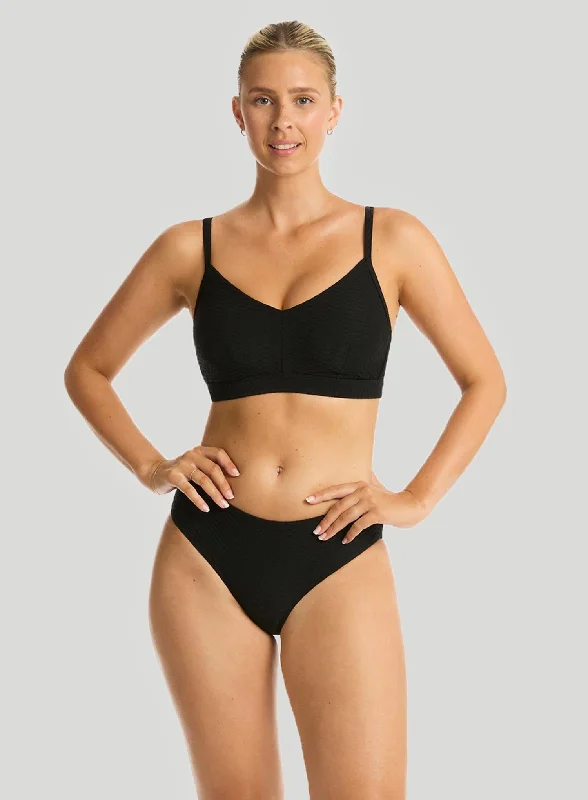 Lace - trimmed bikini for an elegant and romantic touchSea Level: Honeycomb Mid Bikini Pant Black Lace - trimmed bikini for an elegant and romantic touchSea Level: Honeycomb Mid Bikini Pant Black