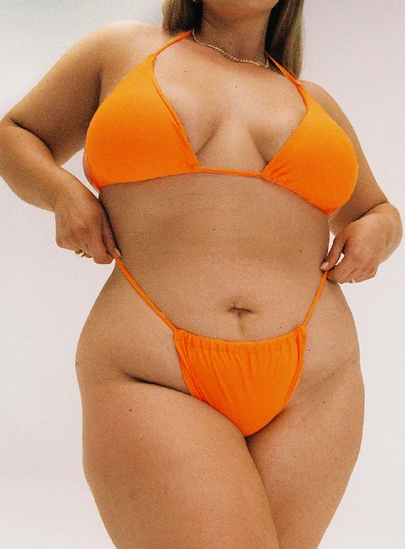 Floral - printed bikini for a feminine and colorful beach vibeSerene Bikini Bottom Orange Curve