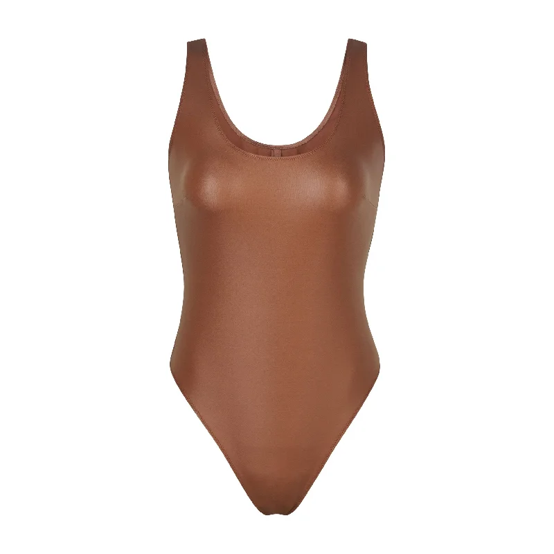 Printed Bodysuits with Floral Patterns for a Feminine VibeWET JERSEY TANK BODYSUIT | COPPER Printed Bodysuits with Floral Patterns for a Feminine VibeWET JERSEY TANK BODYSUIT | COPPER